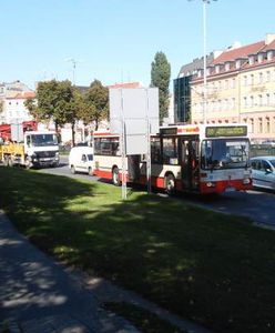 Z centrum Gdyni i Gdańska mogą zniknąć nieekologiczne samochody