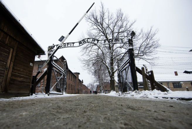 Włosi uwięzieni w Muzeum Auschwitz? Dyrektor muzeum: włamali się