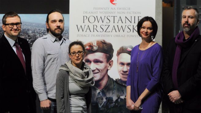 Twórcy filmu "Powstanie Warszawskie": dyrektor Muzeum Powstania Warszawskiego, producent filmu Jan Ołdakowski, autor udźwiękowienia Bartosz Putkiewicz, fotograf MPW Julia Sielicka-Jastrzębska, szef Studia Produkcyjnego "Orka" Magdalena Ziemecka i kierownik Działu Historycznego MPW, producent wykonawczy filmu Piotr Śliwowski