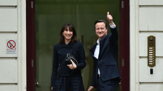 David Cameron z małżonką