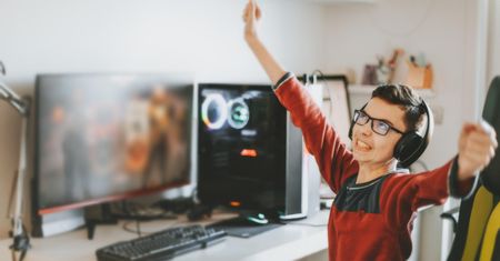 Gry online dla dzieci - korzyści i zagrożenia