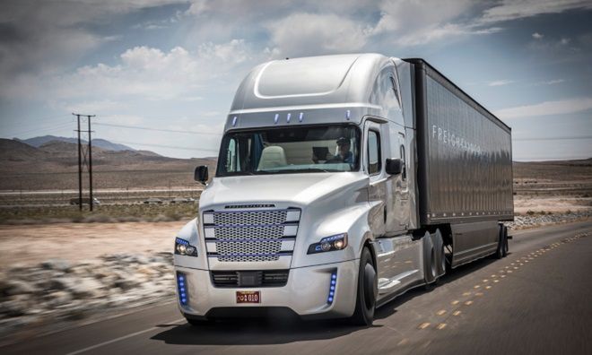 Autonomiczne ciężarówki ruszą w USA