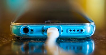 Pełne ładowanie telefonu w 30 sekund? StoreDot pokazuje swoją rewolucyjną technologię