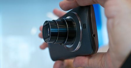 Samsung opatentował smartfon z wymiennymi obiektywami