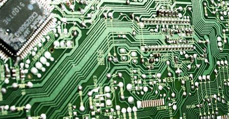 Podrabiana elektronika z Chin w uzbrojeniu USA