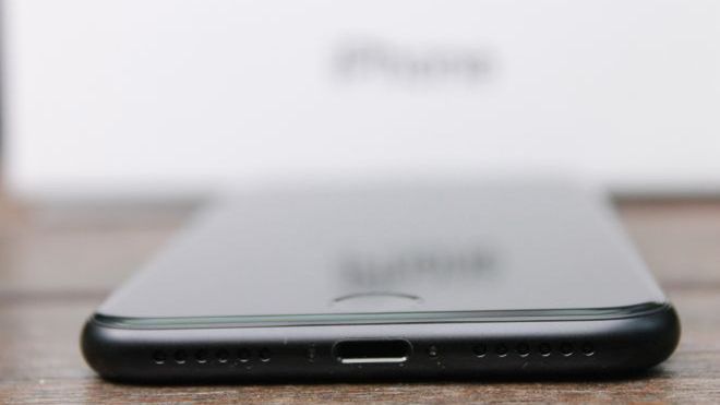 iPhone 7 gniazdo słuchawkowe