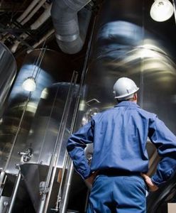 Fachowców brak - więcej zarobią?