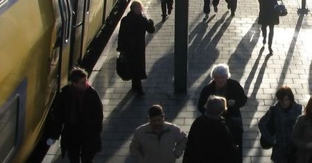 280 zł - o tyle więcej chcą zarabiać kolejarze