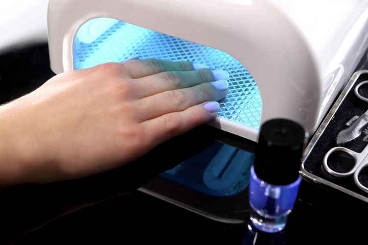 Manicure hybrydowy jest rozwiązaniem unikalnym i rewolucyjnym