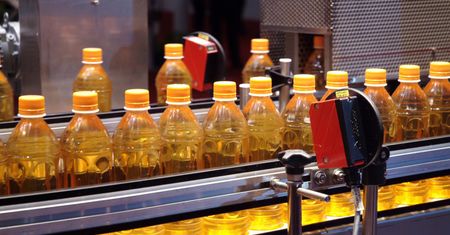 Niszczą jelita i zaburzają ich mikrobiom. 5 zaskakujących produktów