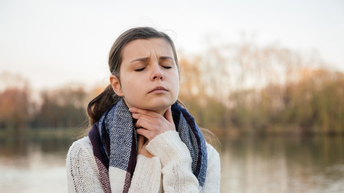 Sebidin Sebidin to lek w postaci tabletek do ssania, który zawiera dichlorowodorek chloroheksydyny i kwas askorbinowy.
