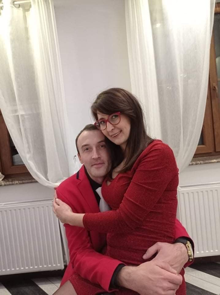 Sebastian z "Rolnika" w towarzystwie Agaty z 5. edycji