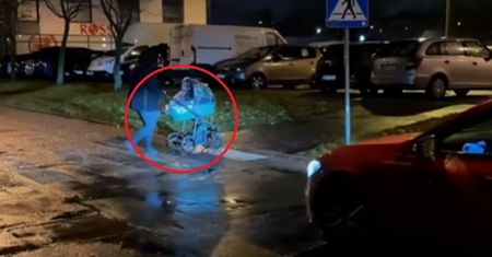 Mama chciała przejść przez ulicę. Nagranie powinien zobaczyć każdy kierowca