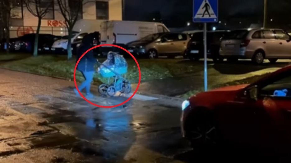 Dziecięcy wózek niewidoczny dla kierowców. Zmień to!