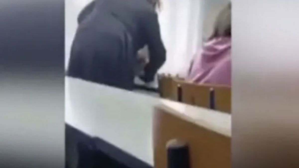 Ksiądz krzyczał, przyciskał ucznia do ławki i wykręcał mu ręce. Zapadł wyrok