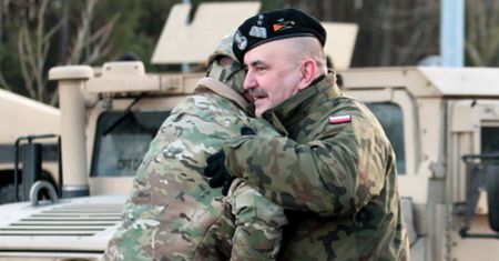 Żagań: burmistrz powitał amerykańskich żołnierzy