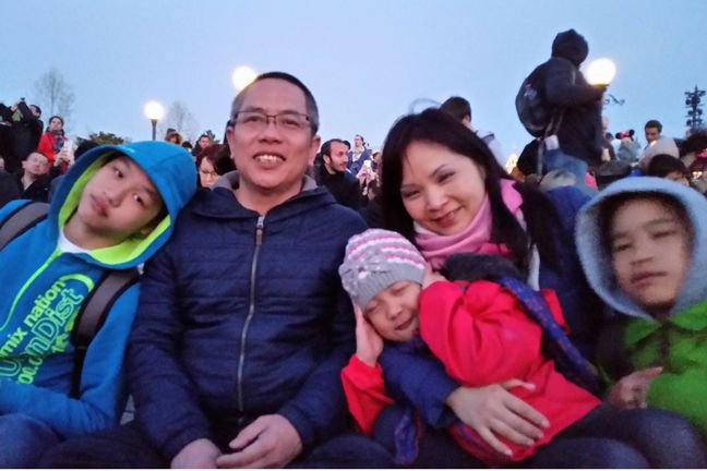 Hoai Nam Trinh z rodziną