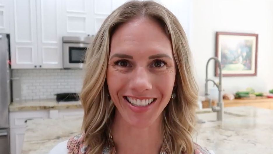 Influencerka znęcała się nad dziećmi. Znaleziono je poranione i niedożywione