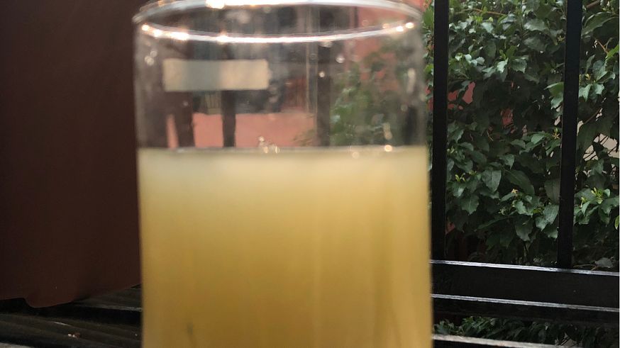 Dodaj do wody lub herbaty, by wspierać wątrobę. Wspomaga detoksykację i poprawia jej funkcjonowanie