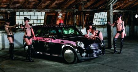 Erotic MINI Clubman