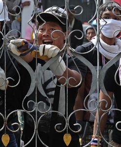 Tajlandia: protestujący wdarli się na krótko na teren siedziby rządu