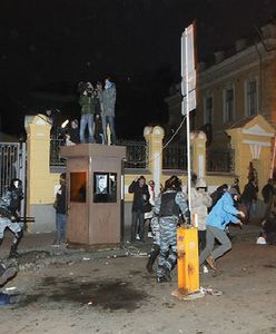 Ukraina: na Euromajdanie powstaje miasteczko namiotowe, opozycja zapowiada blokady