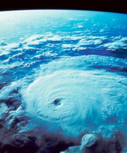 Huragan Raymond zbliża się do Meksyku