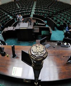 Nadzieje Polaków legły w gruzach - najnowszy sondaż