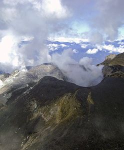 Wulkan grozi wybuchem, ewakuowano 8 tys. ludzi