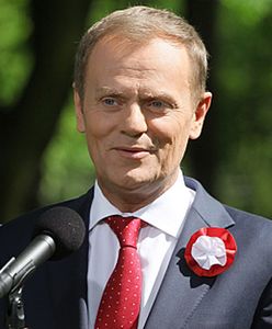 Donald Tusk do strażaków: budujecie dumę, narodową satysfakcję
