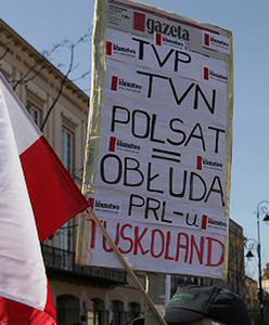Druga rocznica katastrofy smoleńskiej: manifestanci zaatakowali ekipę TVP INFO