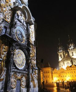 Wandal wspiął się na zabytkowy praski zegar astronomiczny