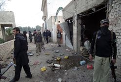 Pakistan: samobójczy atak na posterunek policji