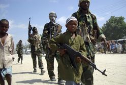 Afrykańscy zbrodniarze, którzy wykorzystują w swojej walce dzieci