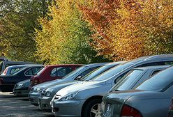 Parking przy Mickiewicza znów otwarty. Kierowcy mogą parkować tam za darmo