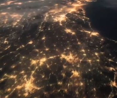 Zorza polarna tuż przed wschodem słońca. Niezwykłe nagranie NASA