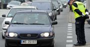 W Warszawie olbrzymi tłok na cmentarzach i w autobusach