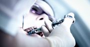 Dentysta zaraził pacjentów wirusem HIV? Chodzi o 7 tys. osób