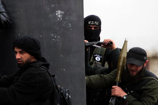 Islamiści z Syrii będą się wzajemnie zwalczali? Front Al-Nusra stawia ultimatum ISIL