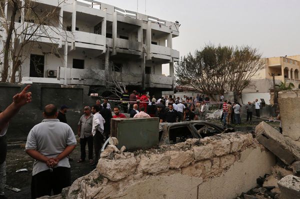 Libia: zamach na ambasadę Francji w Trypolisie; dwóch rannych