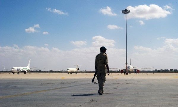 Libijski samolot pasażerski ostrzelany pod Trypolisem