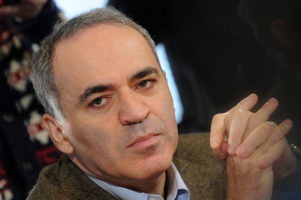 Kasparow ogłosił, że nie wraca do Rosji z obawy przed represjami