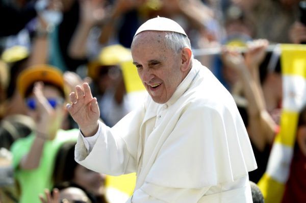 Papież Franciszek "lekko niedysponowany"
