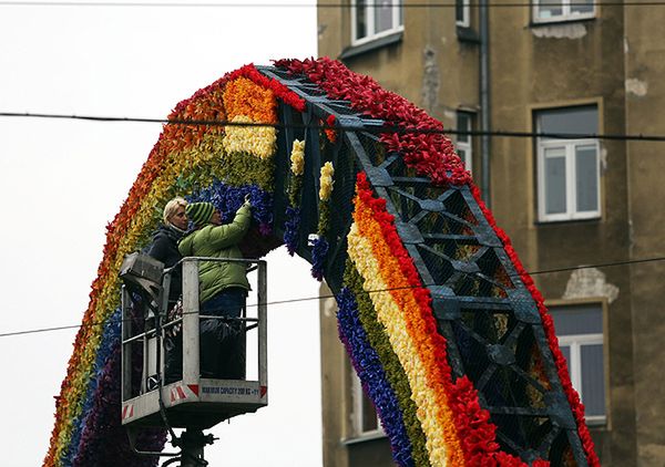 "Tęcza" na pl. Zbawiciela w Warszawie znowu stanęła w ogniu