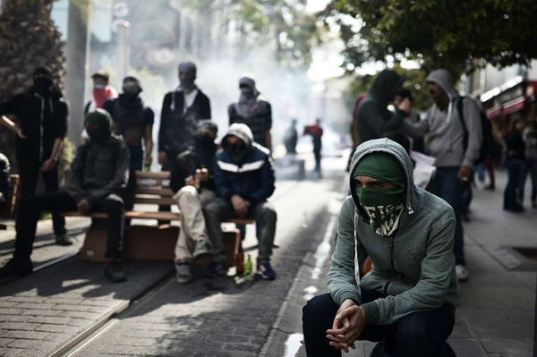 Brutalne starcia w Turcji. Rośnie liczba zabitych