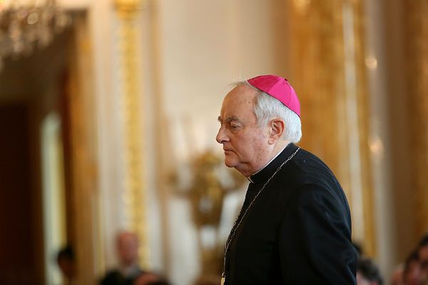 Abp Henryk Hoser: kościół w Jasienicy będzie otwarty, gdy parafianie się pojednają