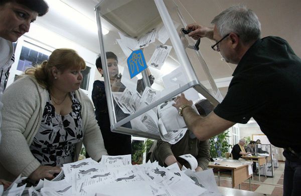 RIA: 96,2 proc. wyborców w Ługańsku za "samodzielnością państwową"