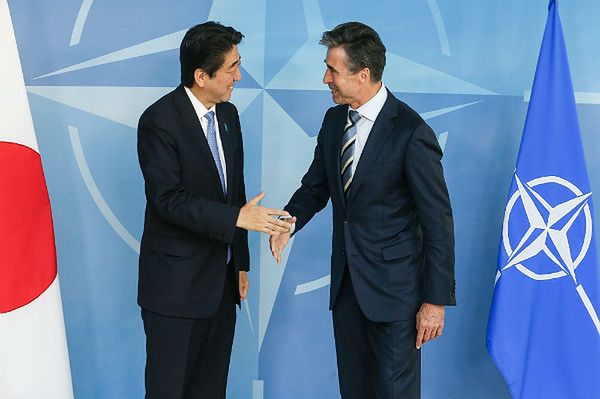 Shinzo Abe: kryzys na Ukrainie zagrożeniem dla bezpieczeństwa całego świata