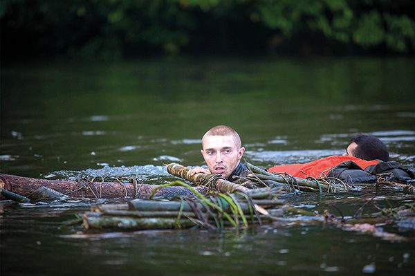 Polscy podchorążowie w Gujanie Francuskiej. Studenci w sercu tropikalnej dżungli