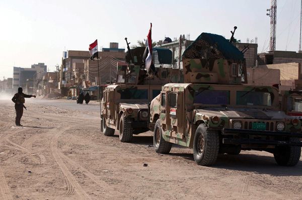 Irackie wojska zostały zmuszone do wycofania się z Tikritu